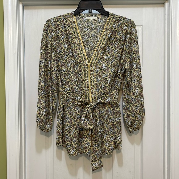 Max Studio Tops - Max Studio - Floral V-Neck Belted Top - Multicolor Calico - size M